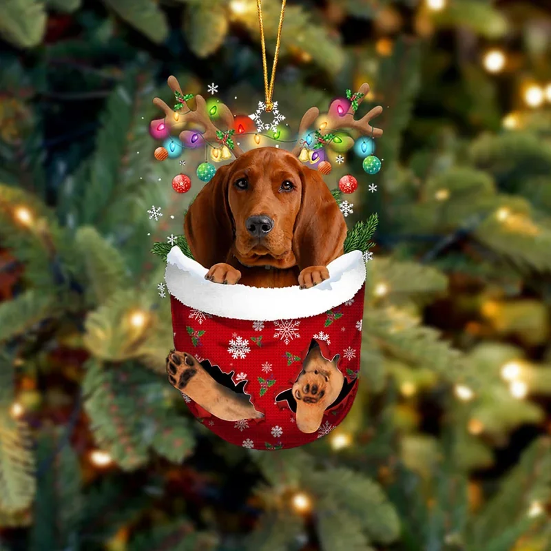 Redbone Coonhound In Snow Pocket Christmas Ornament trabladzer