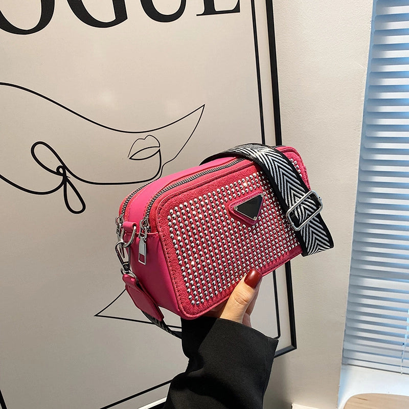 Women’s Small All Seasons Pu Leather Solid Color Classic Style Square Zipper Shoulder Bag