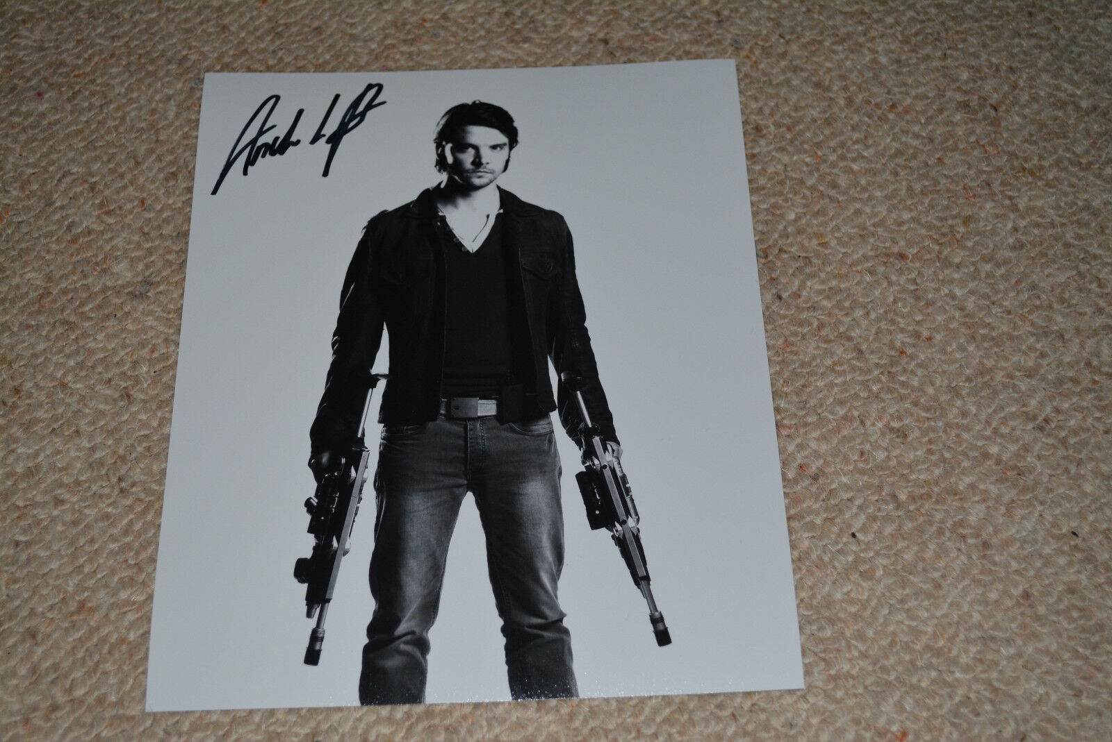 ANDREW LEE POTTS signed autograph In Person 8x10 PRIMEVAL