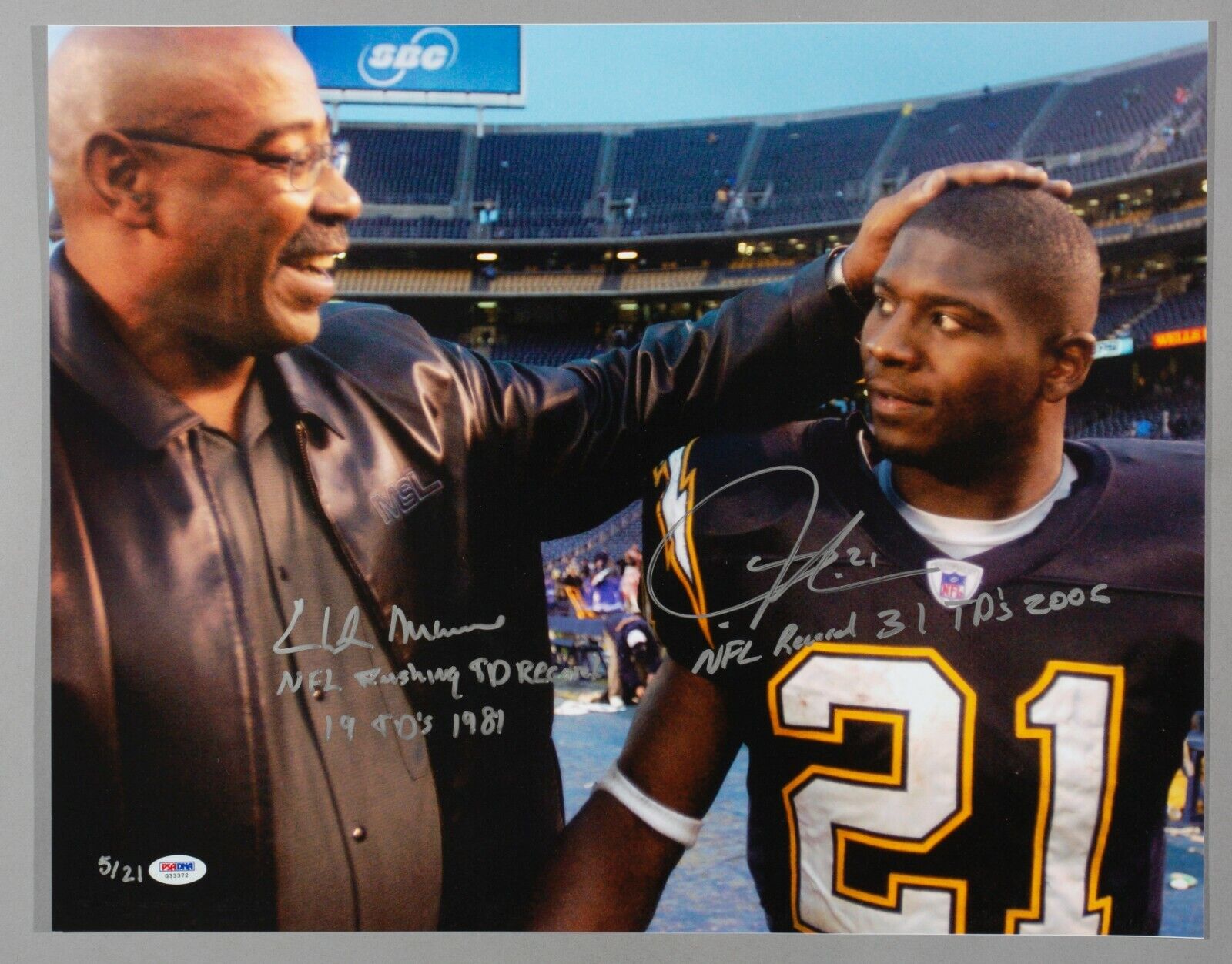 LaDainian Tomlinson & Chuck Muncie Signed Chargers 16x20 Photo Poster painting PSA/DNA COA Auto