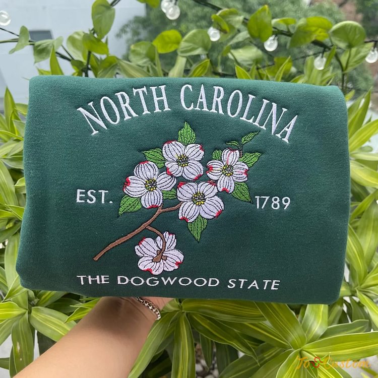 TOSCUSTOM™ North Carolina State Flower Dogwood Embroidered 1789 Hoodie
