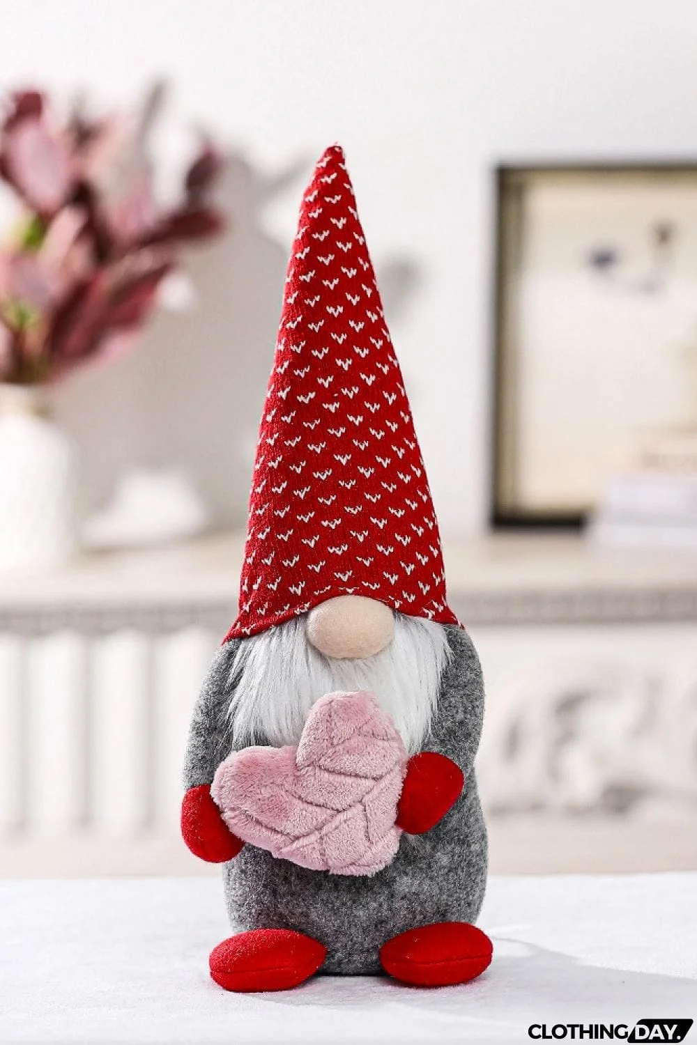 Valentine's Day Short-Leg Faceless Gnome