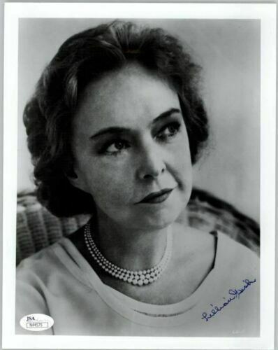 LILLIAN GISH (DECEASED) SIGNED 8X10  JSA #N44575