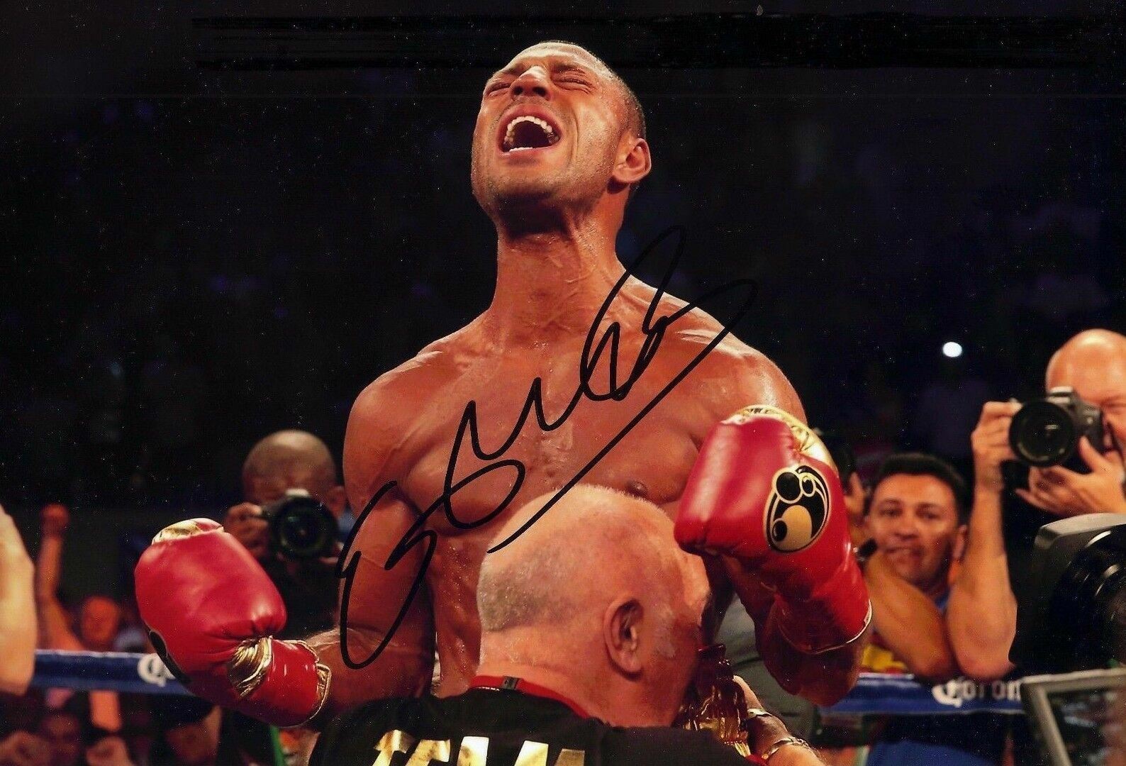 Kell Brook GENUINE HAND SIGNED 12X8 Photo Poster painting World Champion AFTAL COA (B)