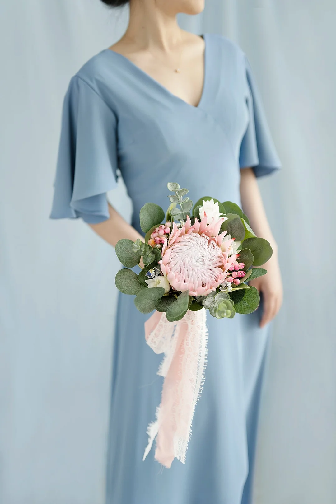 Free-Form Bridesmaid Bouquets in Blush & Cream