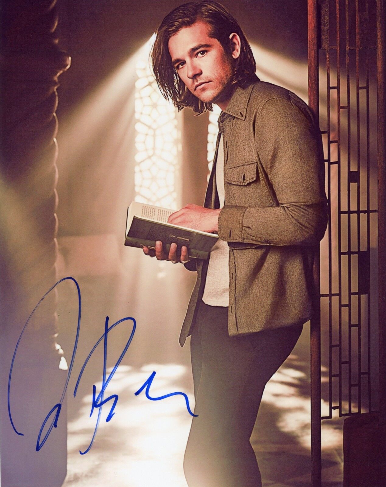 ~~ JASON RALPH Authentic Hand-Signed The Magicians