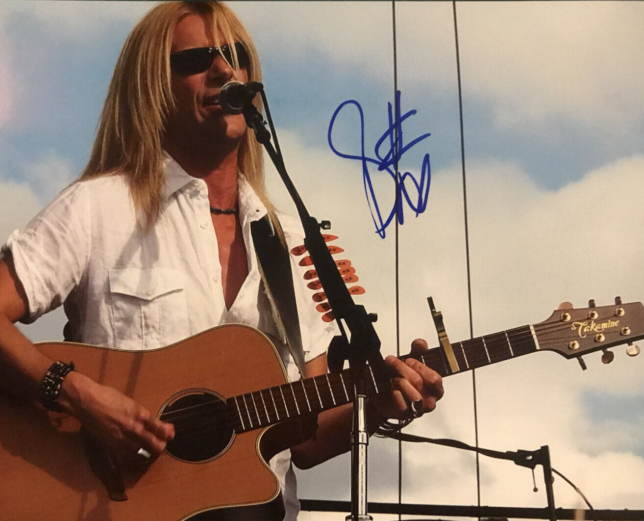 DEREK SHARP HAND SIGNED 8x10 Photo Poster painting THE GUESS WHO ORIGINAL LEAD SINGER AUTOGRAPH