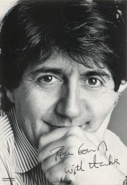 Tom Conti 1941- genuine autograph signed Photo Poster painting postcard, 4x6 inch