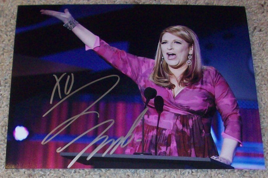 COMEDIAN LISA LAMPANELLI SIGNED AUTOGRAPH 8x10 Photo Poster painting F w/PROOF