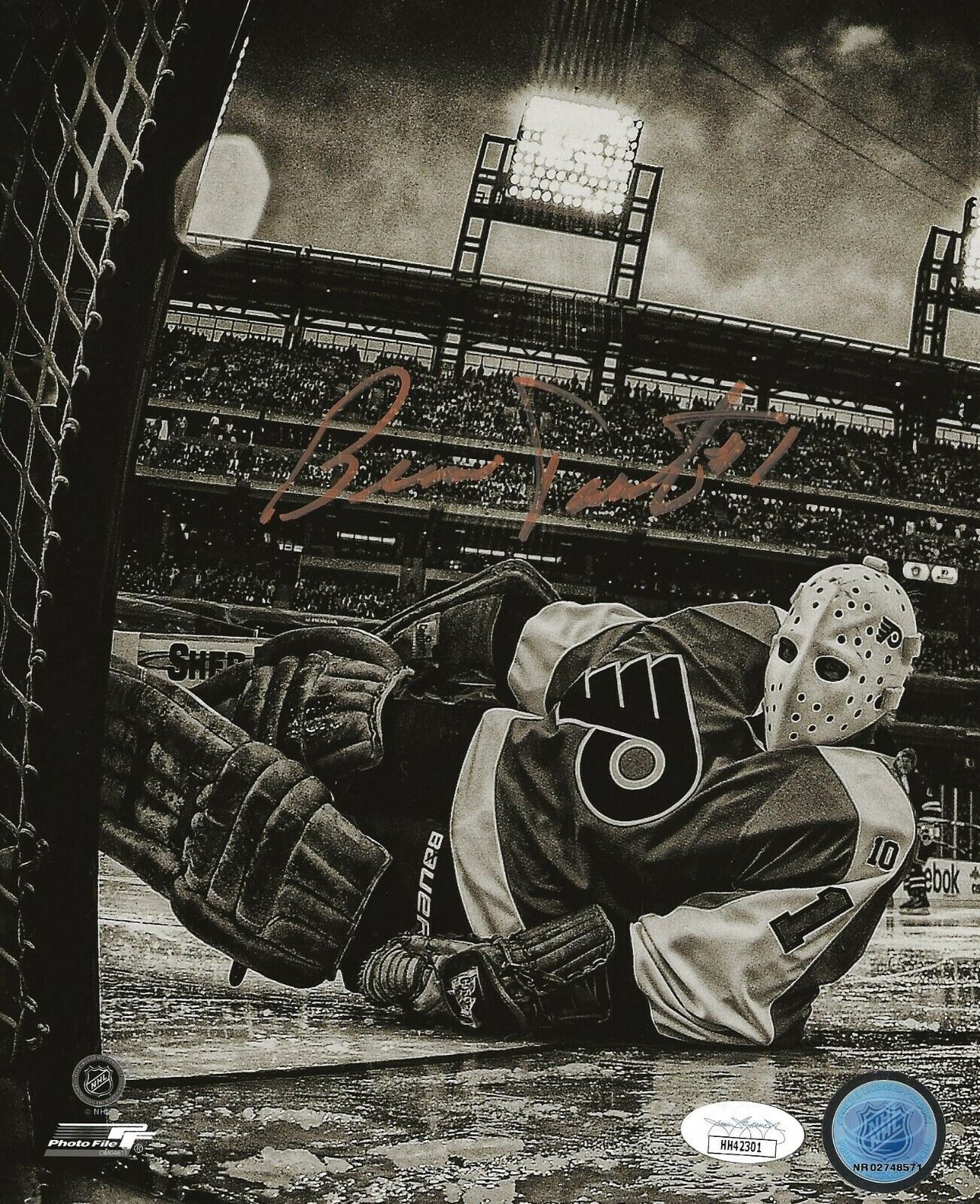 Bernie Parent signed Philadelphia Flyers Winter Classic 8x10 Photo Poster painting HOF JSA