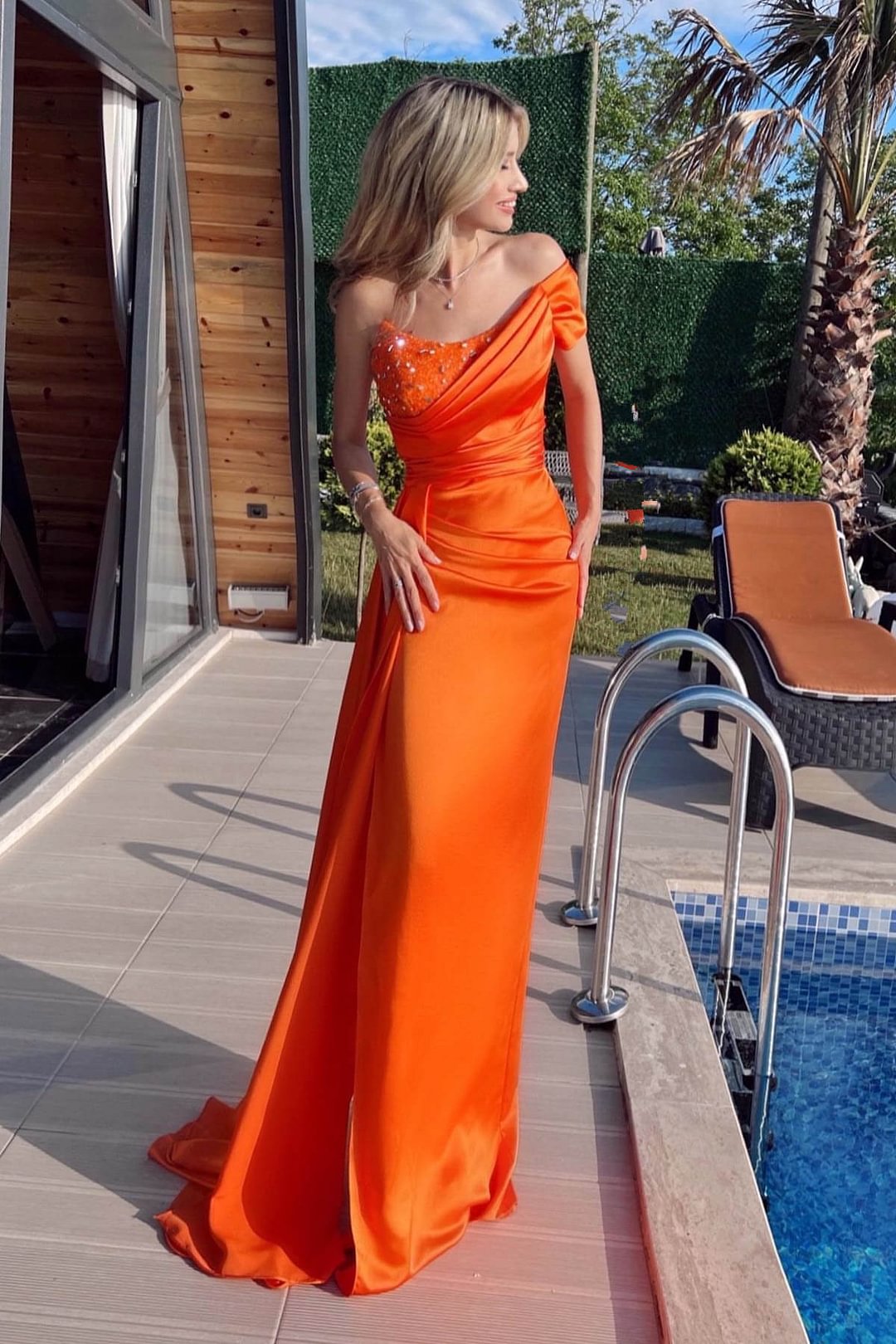 Orange Eine Schulter mit Perlen Meerjungfrau Ballkleid mit Rüschen mit Schlitz ED0121 Lunass