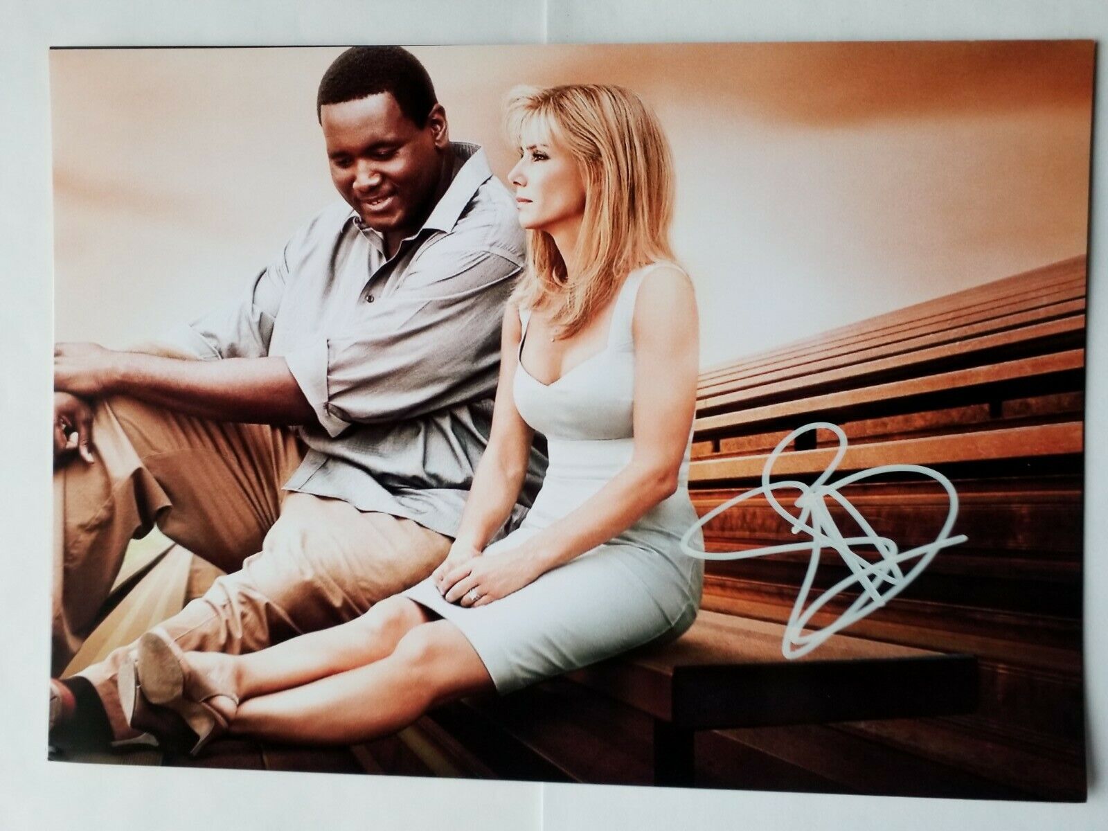 Sandra Bullock Autographed Signed 11 3/4 x 8 1/4 Photo Poster painting - Blind Side