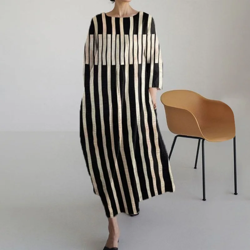 Vintage Geometric Art Linen Blend Maxi Dress