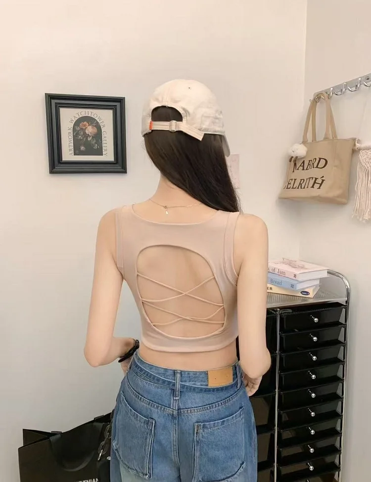 Remi Criss-Cross Back Padded top