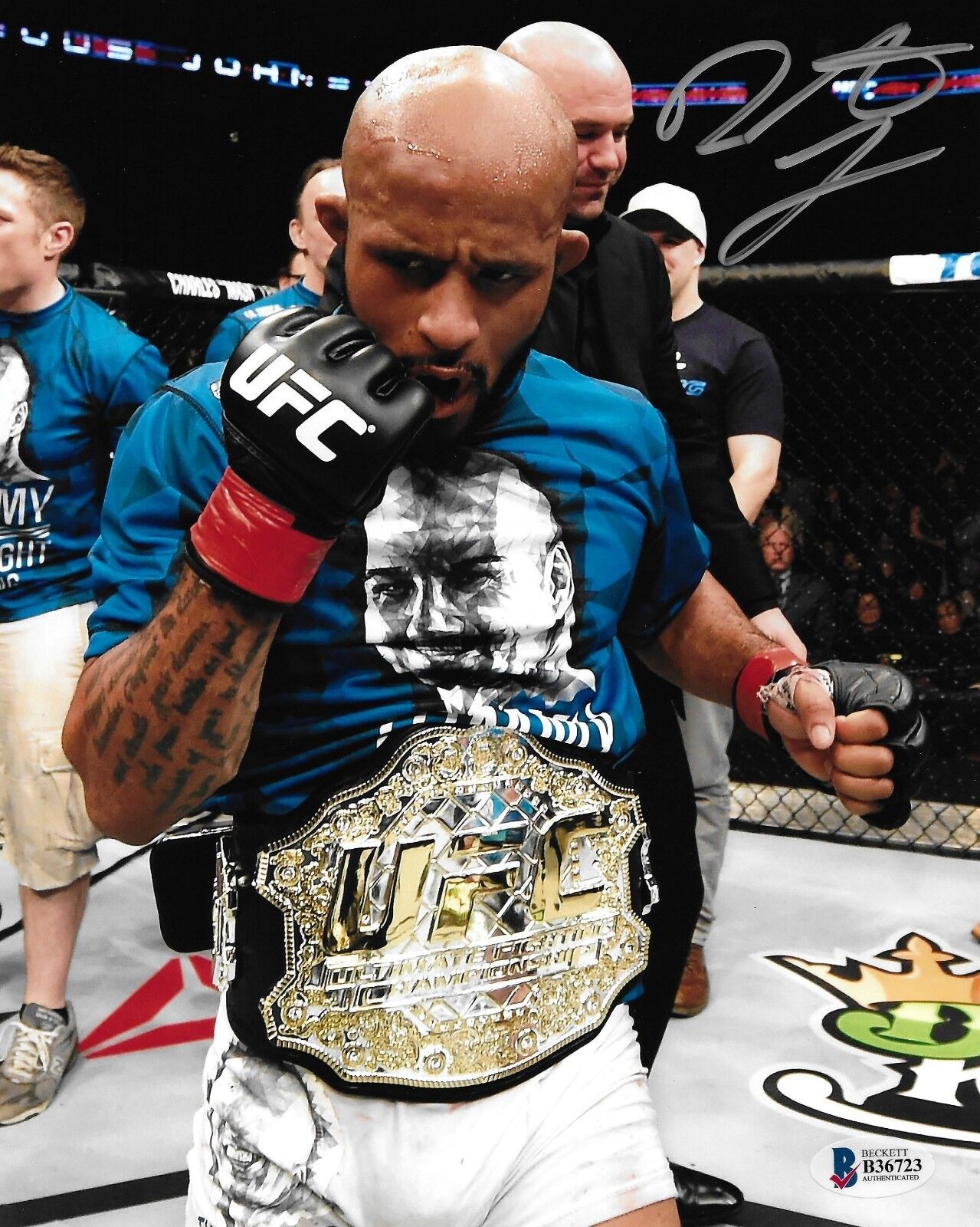 Demetrious Johnson Signed 8x10 Photo Poster painting BAS Beckett COA UFC Champ Picture Autograph