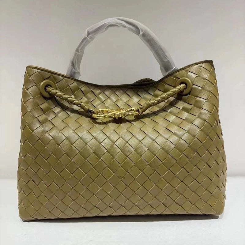 Women's Pu Leather Solid Color Classic Style Weave Bucket Magnetic Buckle Crossbody Bag