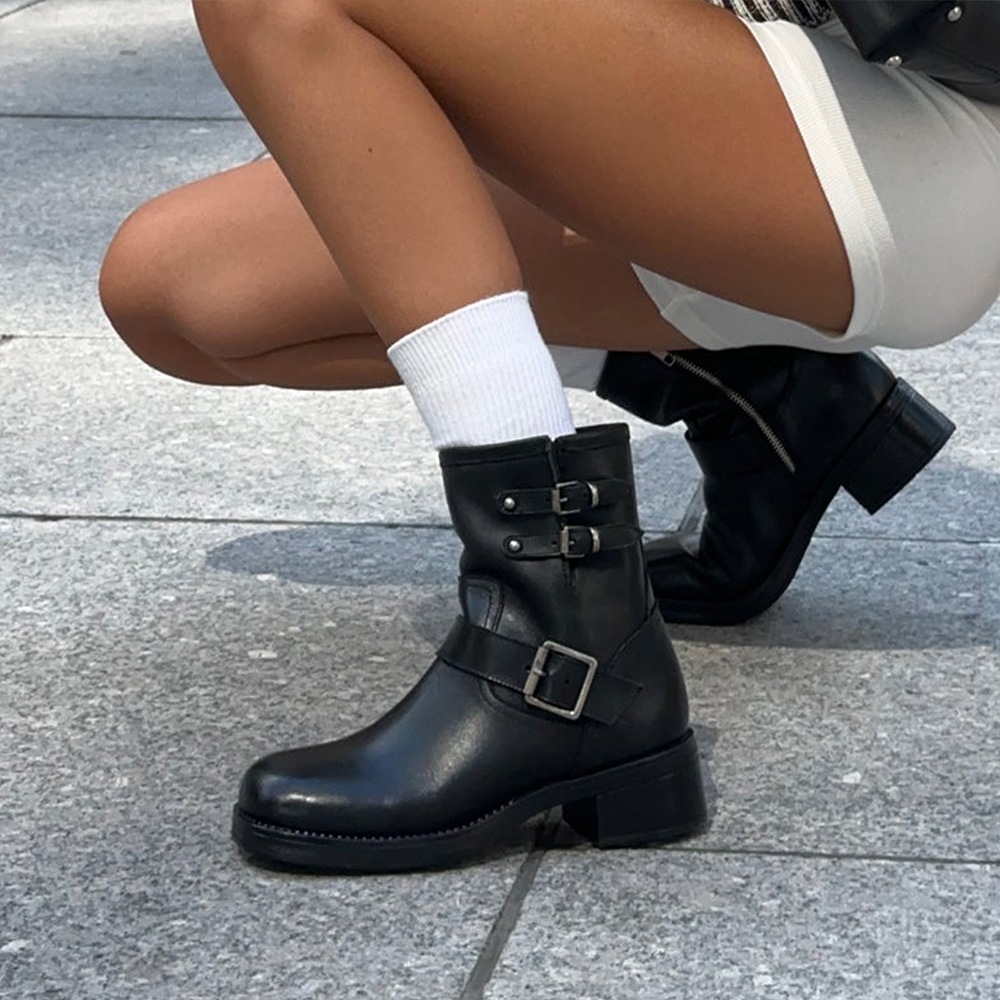 Black Round Toe Low Chunky Heel Buckled Ankle Boots Nicepairs