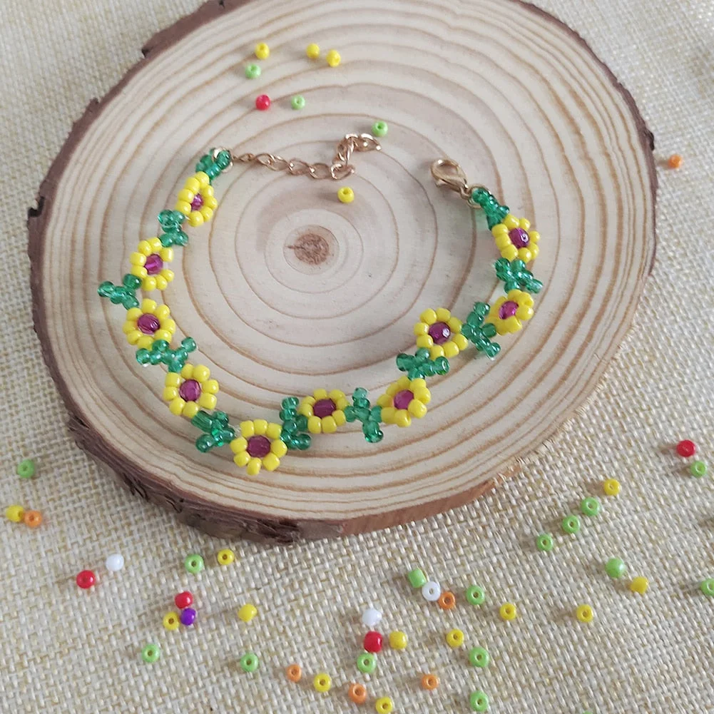 Dvacaman Korean Trendy Colorful Little Daisy Flower Beaded Necklace for Women Boho Acrylic Bead Clavicle Necklace Choker Jewelry