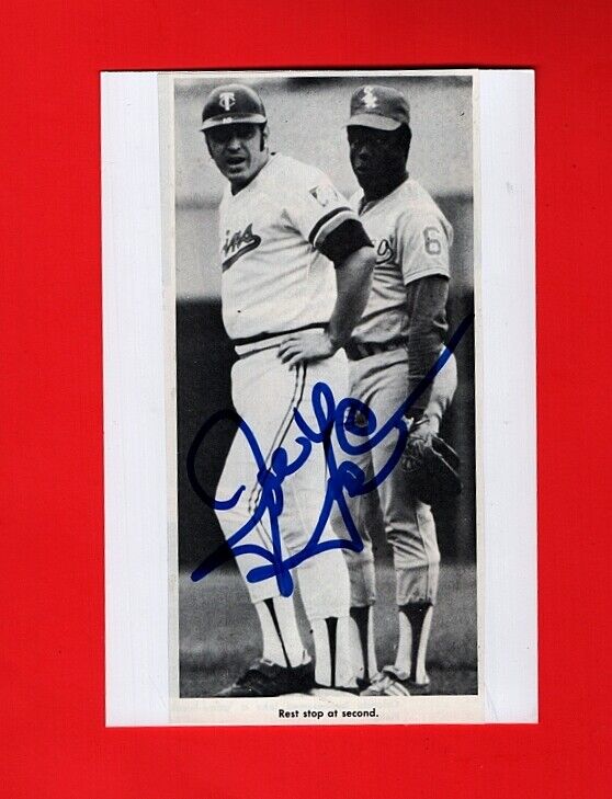 1973 JOE LIS-MINNESOTA TWINS AUTOGRAPHED 4X6 SEMI-GLOSS BOOK Photo Poster painting-d.2011