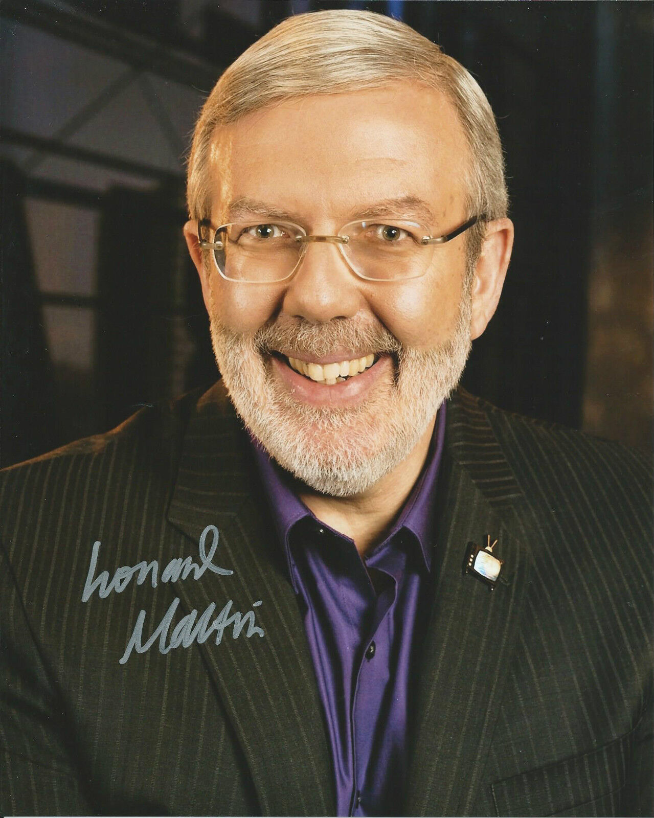 **GFA American Film Critic *LEONARD MALTIN* Signed 8x10 Photo Poster painting MH2 COA**