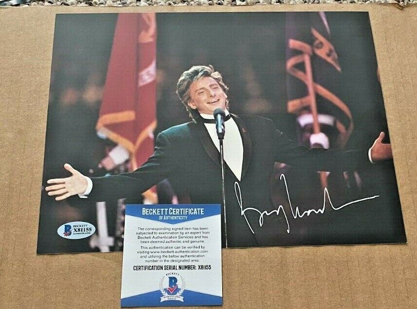 BARRY MANILOW SIGNED 8X10 Photo Poster painting BECKETT CERTIFIED