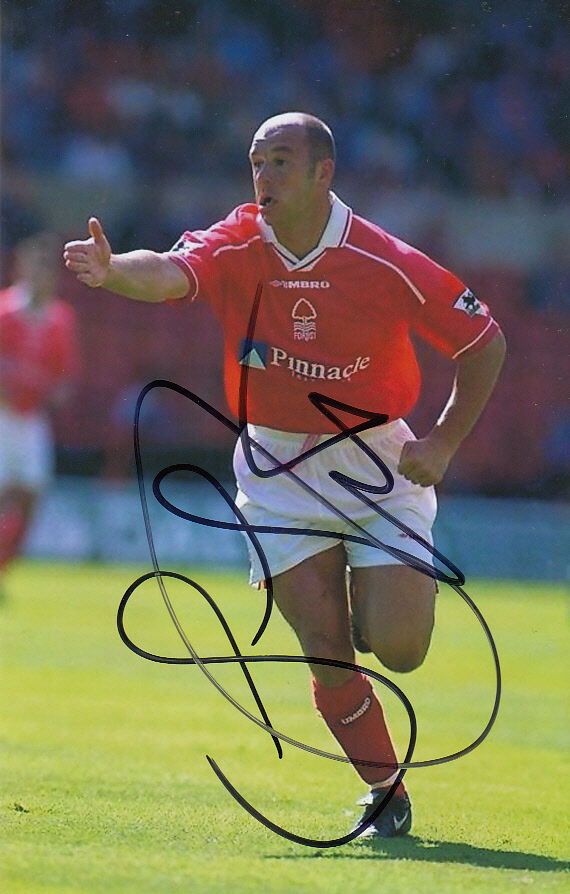 NOTTINGHAM FOREST HAND SIGNED STEVE STONES 6X4 Photo Poster painting.