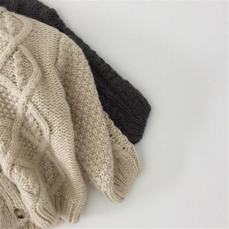 Loose Kids Sweaters Spring Winter Baby Boys Girls Warm Cardigan Tops Thicken Knitted Bottoming Grey Beige High Quality