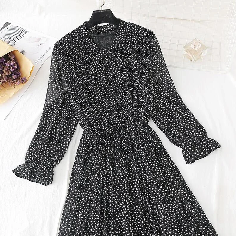 2020 Elegant Women Dress Vintage Bow Polka Dot Print Loose Midi Dress Female Casual Ruffles Pleated Chiffon Dresses Vestidos