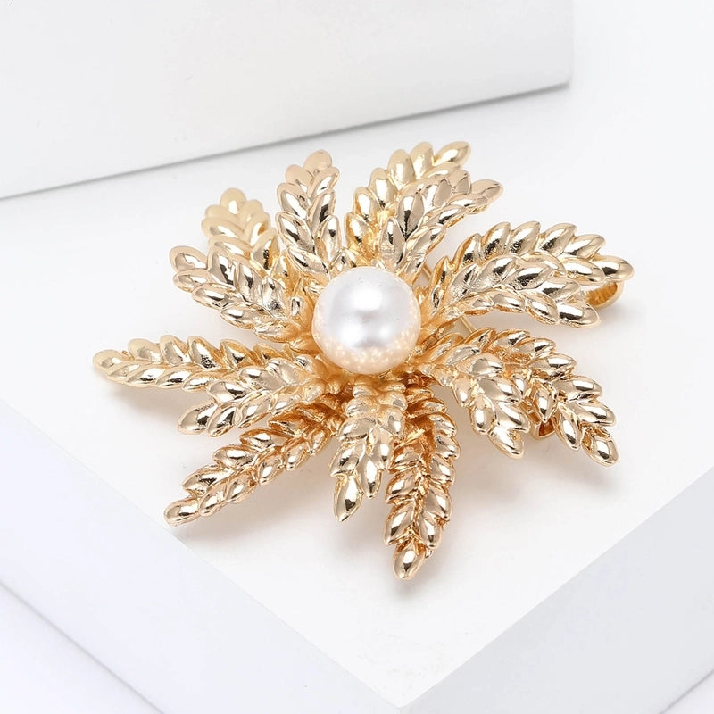 Elegant Pin Grain Alloy Plating Inlay Pearl Women’s Brooches