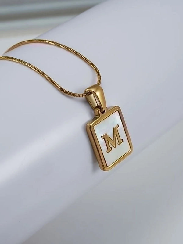 Stainless Steel 18K Gold Plated Casual Commute Plating Inlay Letter Shell Pendant Necklace