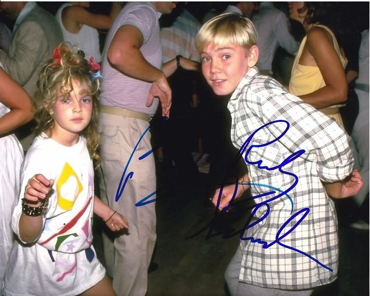 DREW BARRYMORE and RICKY SCHRODER signed autographed 8x10 Photo Poster painting RARE