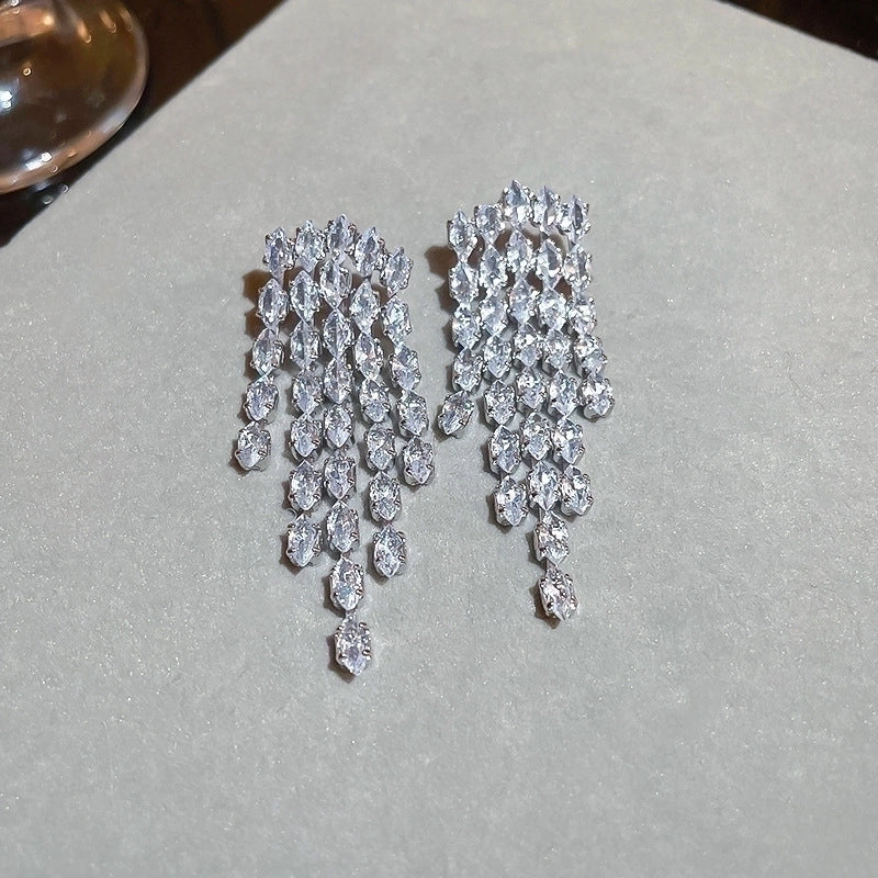 1 Pair Minimalist Butterfly Inlay Copper Zircon Drop Earrings