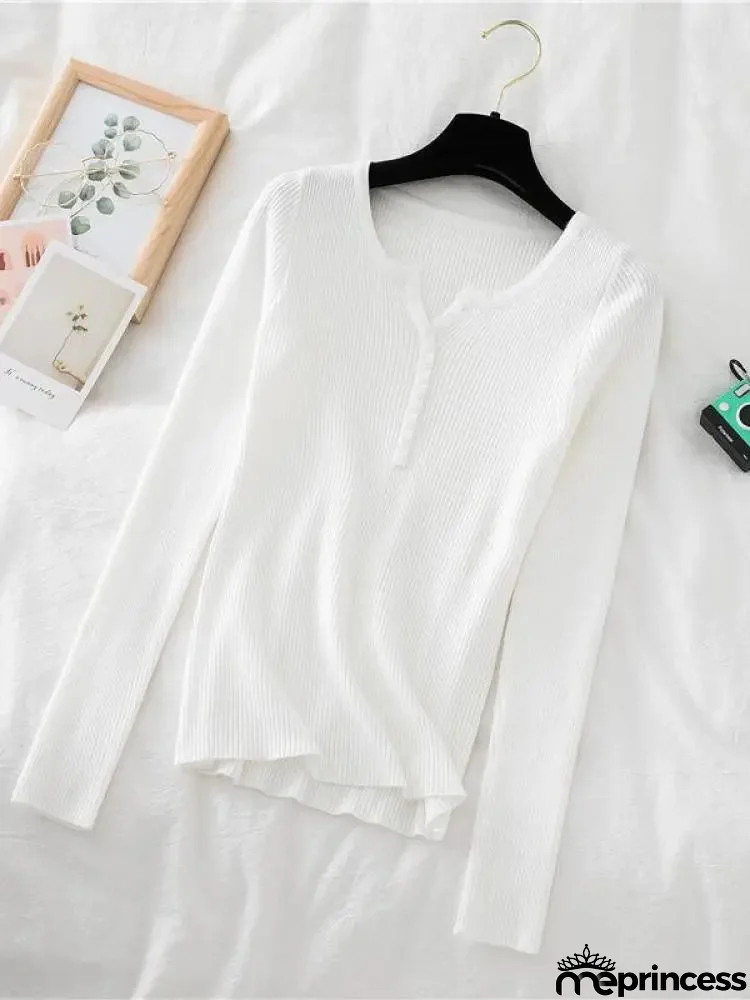 Women's Polyester V-Neck Full Sleeves Solid Pattern Sweater