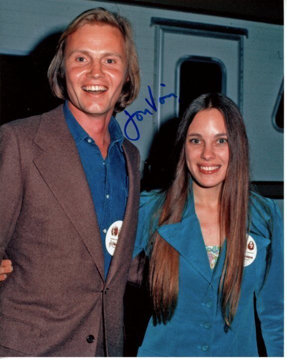 JON VOIGHT signed autographed w/ MARCHELINE BERTRAND Photo Poster painting