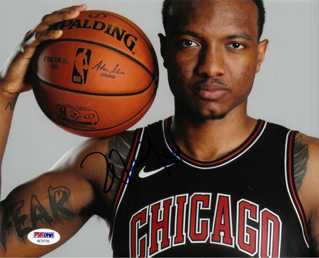 Wendell Carter Jr. Signed Chicago Bulls Autographed 8x10 Photo Poster painting PSA/DNA #AF21718