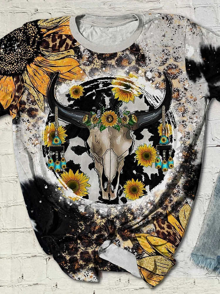 Bull Skull With Sunflowers Cowhide Leopard Print Short Sleeve T-shirt