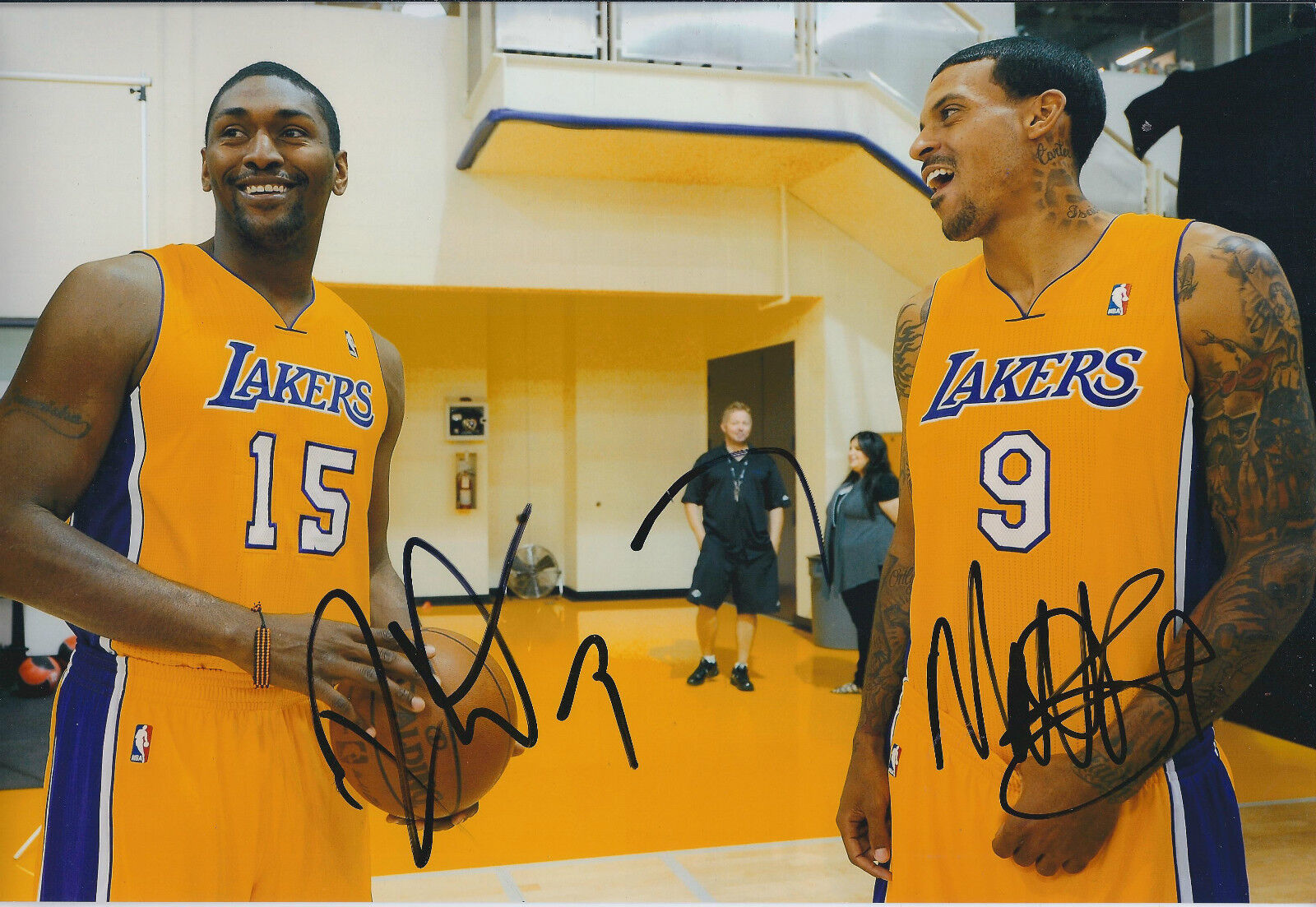 Matt BARNES & Ronald ARTEST Metta World PEACE 12x8 Signed Photo Poster painting Autograph AFTAL