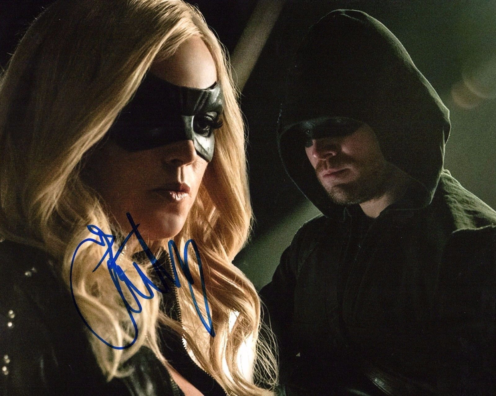 GFA Arrow The Canary * CAITY LOTZ * Signed Autograph 8x10 Photo Poster painting AD2 COA