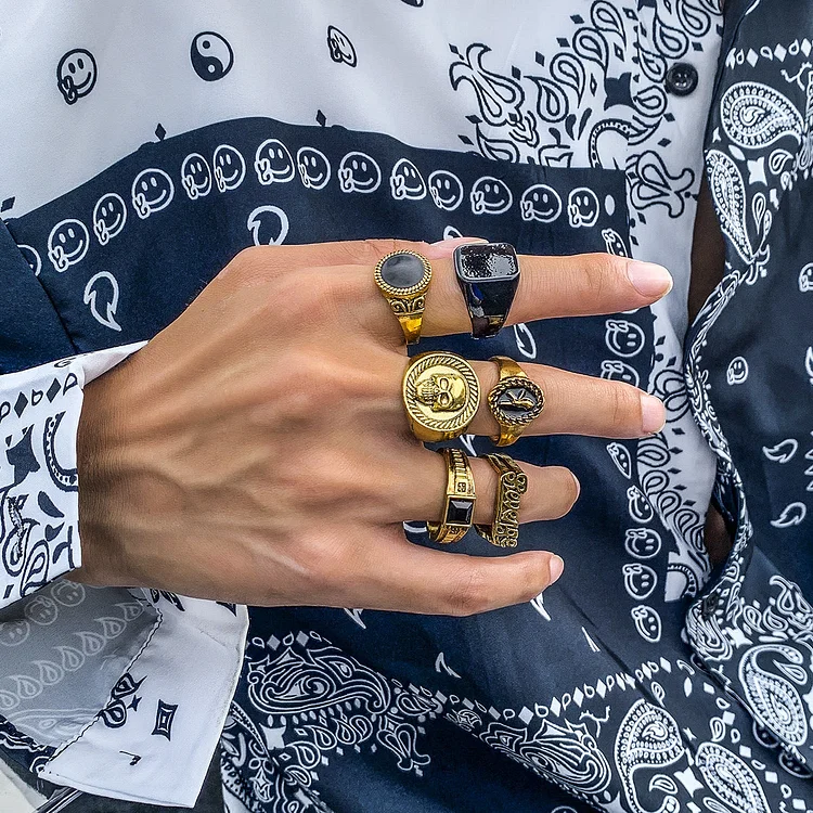 Vintage Fashion Signet Ring Set