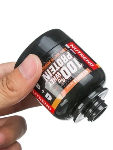 pornhint Pornhint 100ML Mini Portable Protein Container Powder Bottle With Whey Keychain Health Funnel Medicine Box Small Water Cup Outdoor Sports