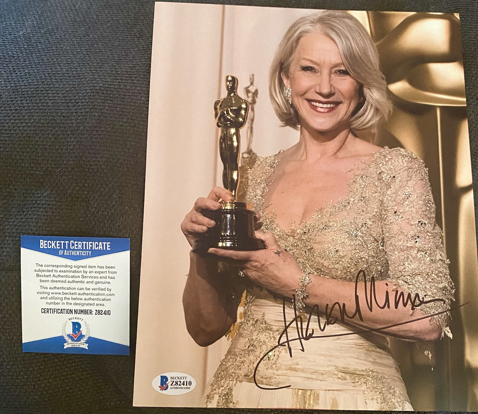 Helen Mirren Signed Autographed 8x10 Color Photo Poster painting Sexy Full Name Beckett