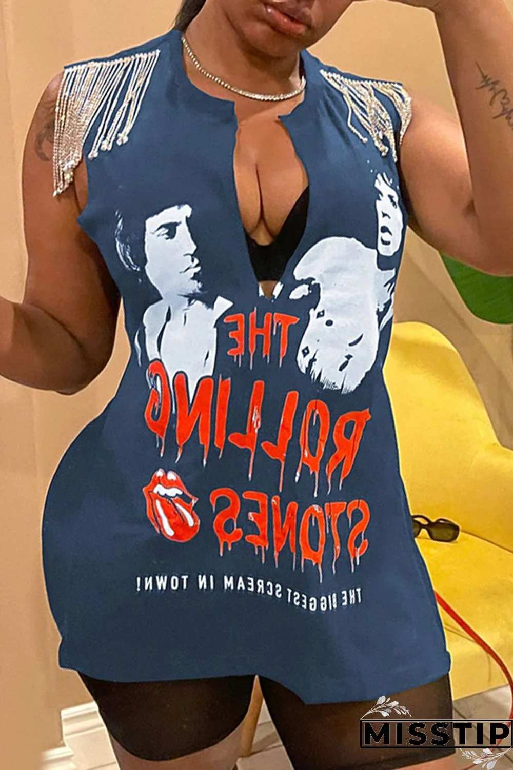 Brown Fashion Casual Print Tassel Patchwork V Neck T-Shirts