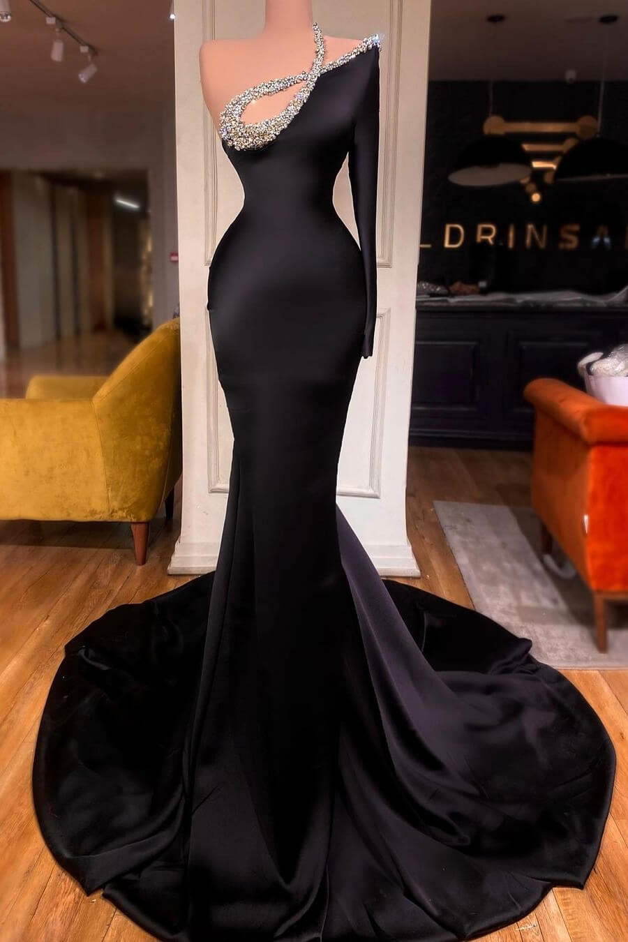 Chic Black One Shoulder Long Sleeve Mermaid Evening Gown With Beadings Online - lulusllly