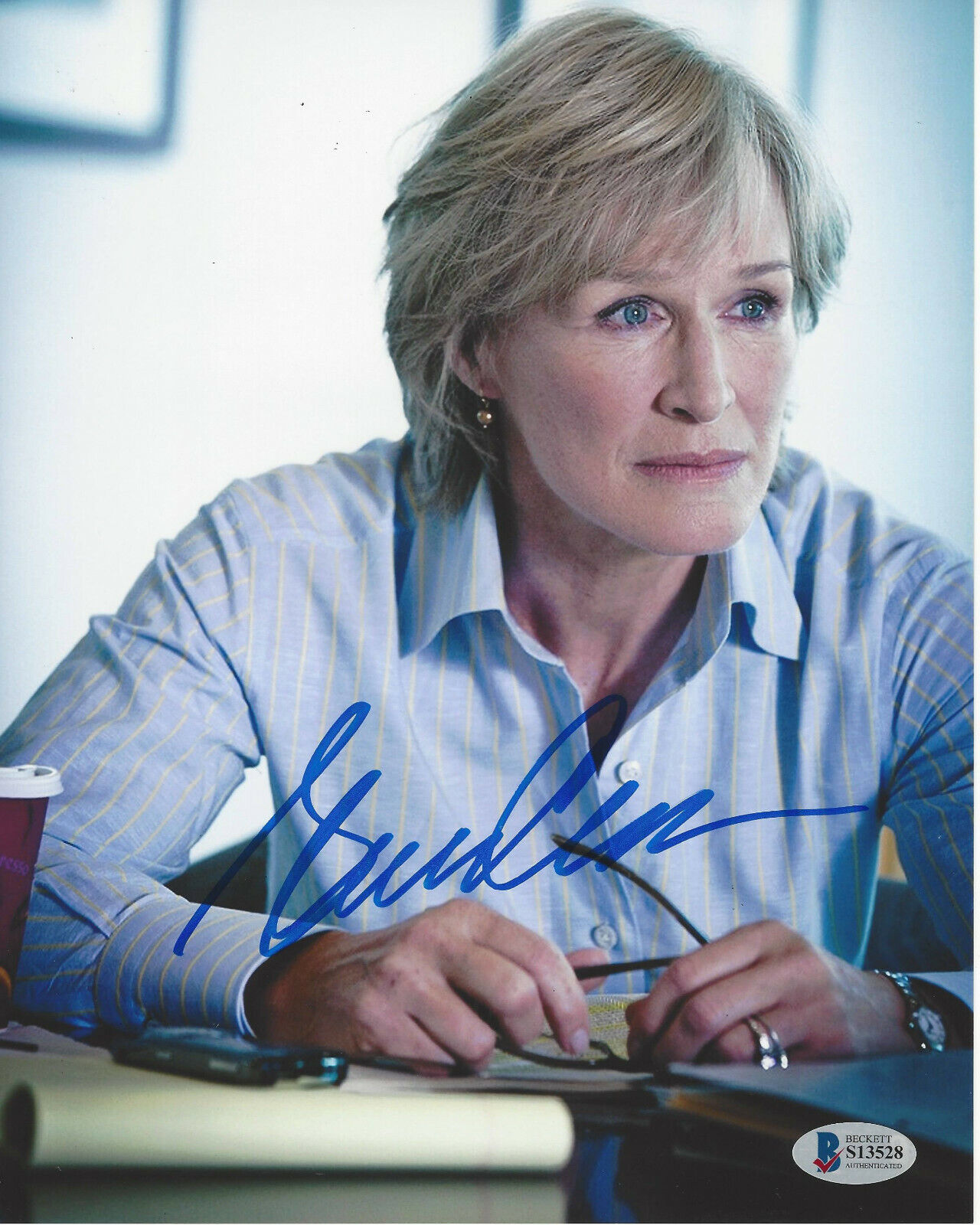 GLENN CLOSE HAND SIGNED 'DAMAGES' 8X10 Photo Poster painting 3 ACTRESS PROOF BECKETT COA BAS