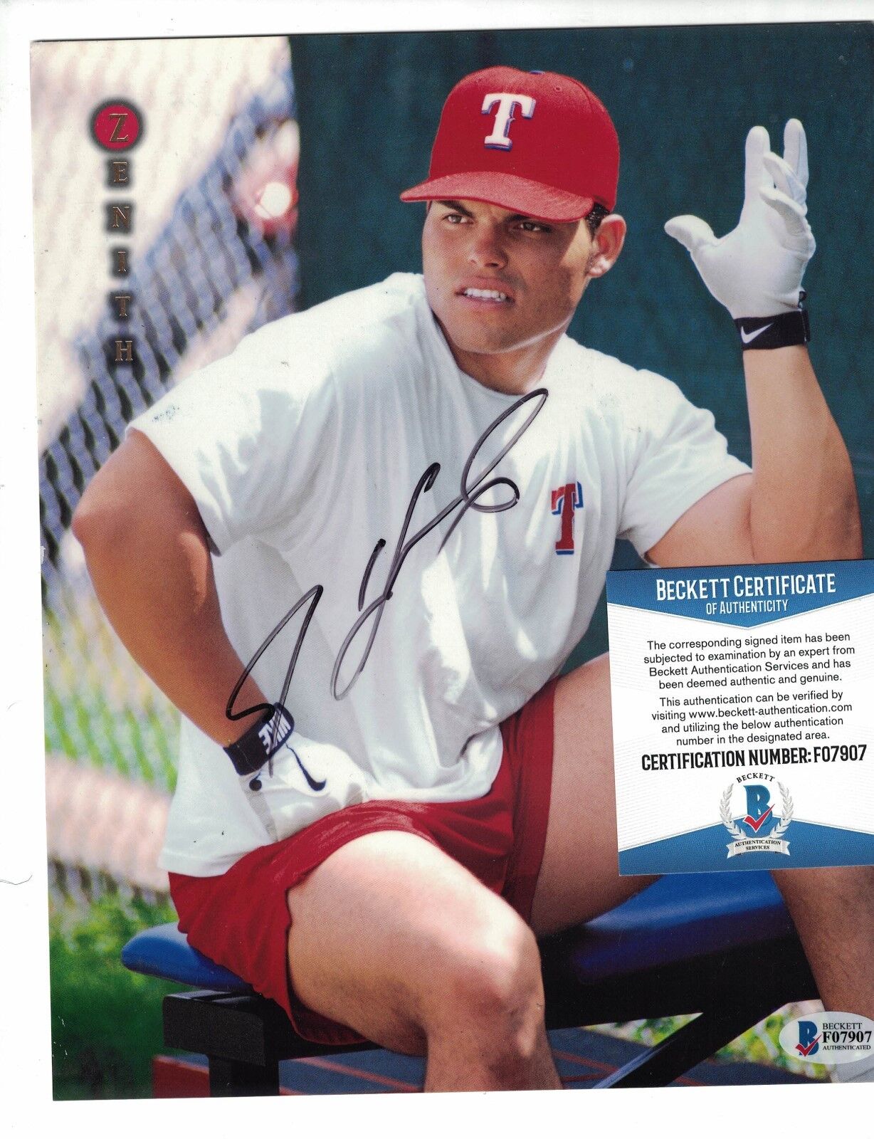 Ivan Rodriguez Rangers HOF Signed 8 x 10 Pinnacle Photo Poster painting Card Beckett Certified