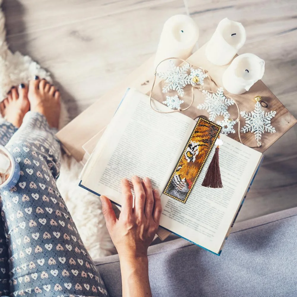 DIY Special Shaped Diamond Painting Leather Bookmark Tassel Book Marks Gift