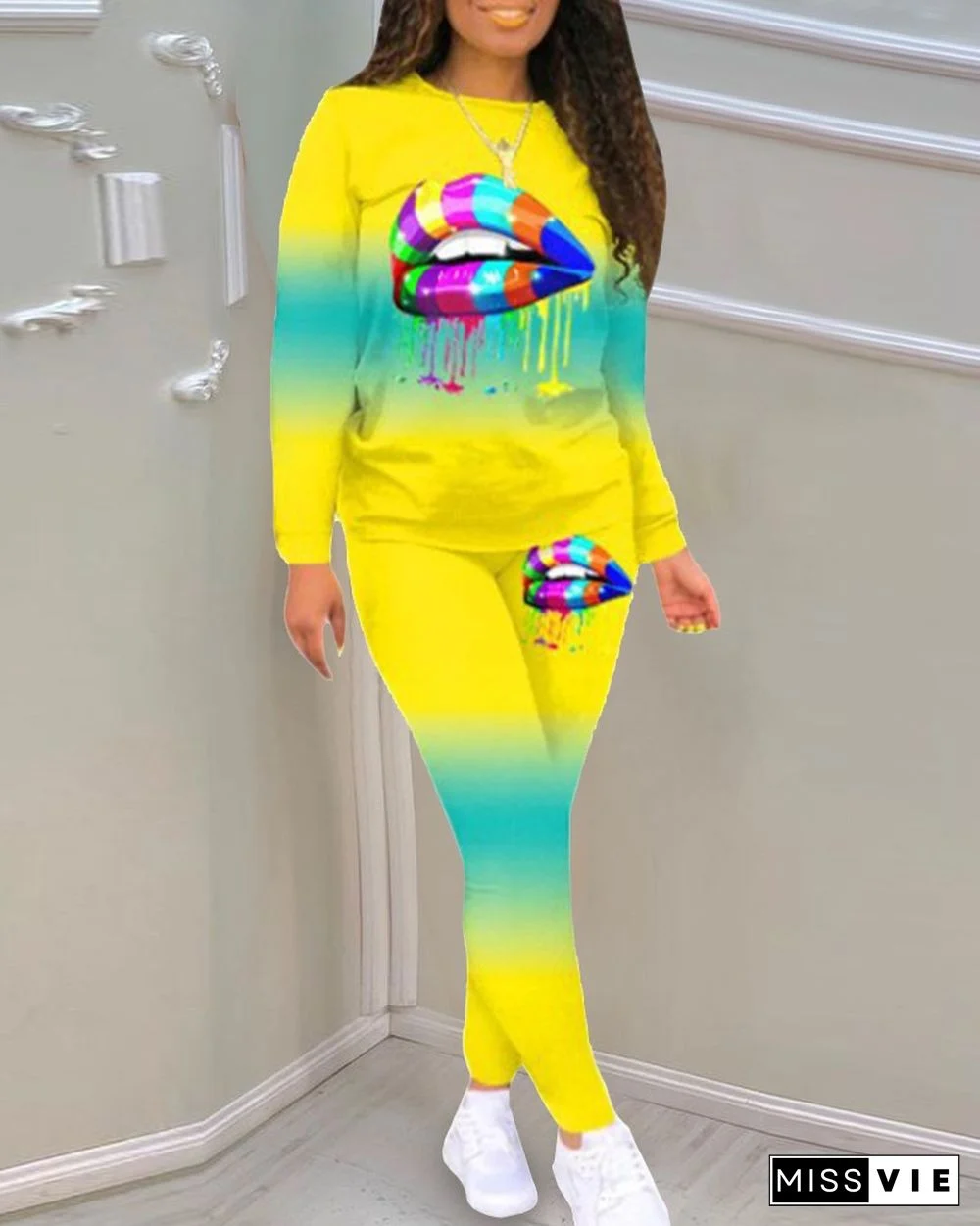 Gradient Color Block Lip Print Long Sleeve Active Sets