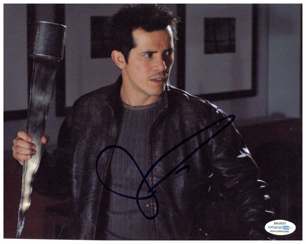 John Leguizamo Signed 8x10 Photo Poster painting Autographed