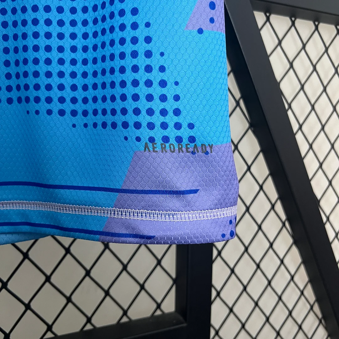 24/25 Real Madrid Goalkeeper Blue Football Shirt Thai quality