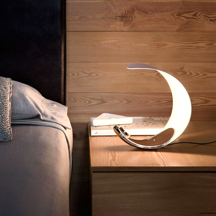 Futuristic Curl Table Lamp - Dimmable Mood Lighting Shaped Like Crescent Moon